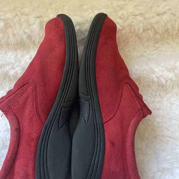 Route 66 leather red suede clogs with black rubber soles size 9 - Picture 5 of 8